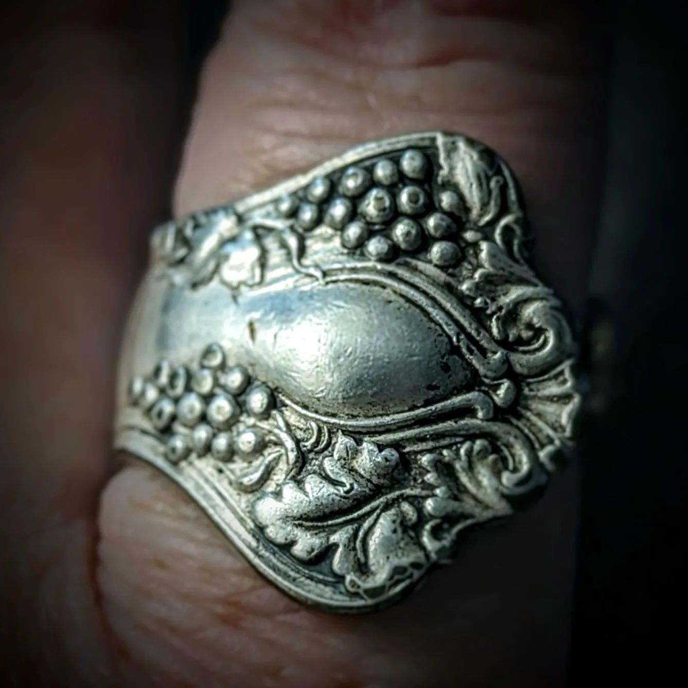 Dionysus spoon ring it's a big one (size 13l